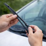 ワイパーゴム交換のタイミングと自分でできる交換方法