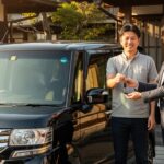 100均グッズでOK！査定前にやっておくべき「車内の隙間掃除」と「タバコの匂い」対策