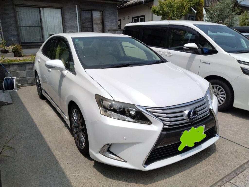 【176,000km走行のレクサスHSを買取|家族の思い出が詰まった1台を満足査定させていただきました】