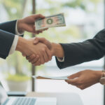 南風原町で中古車買取！その場で現金を即日手に入れられるサービスのメリットと注意点